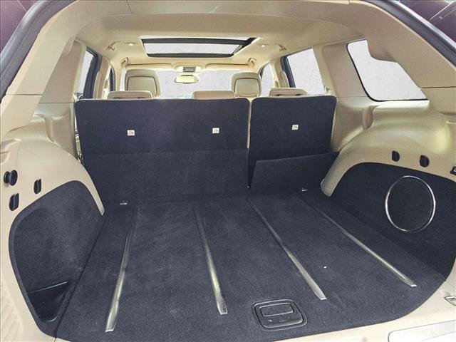 Used 2016 Jeep Grand Cherokee Limited w/ Luxury Group II image 6