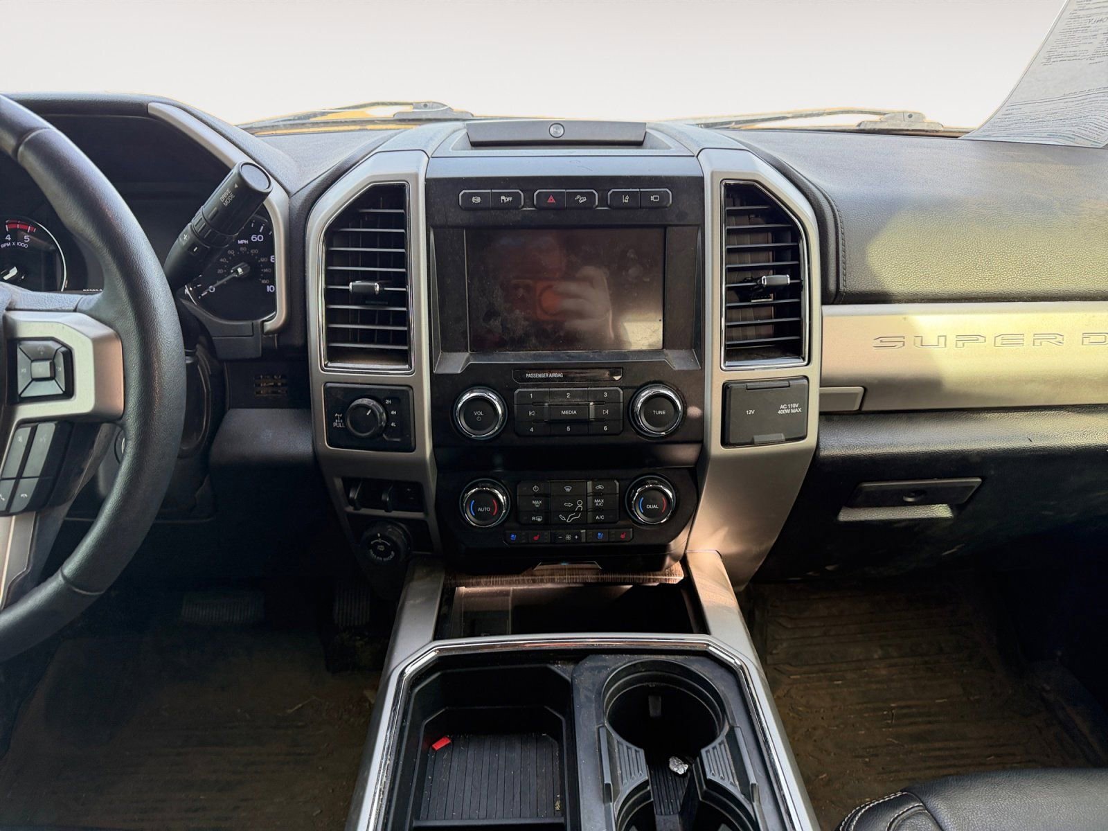 Used 2020 Ford F350 Lariat w/ Lariat Value Package image 10