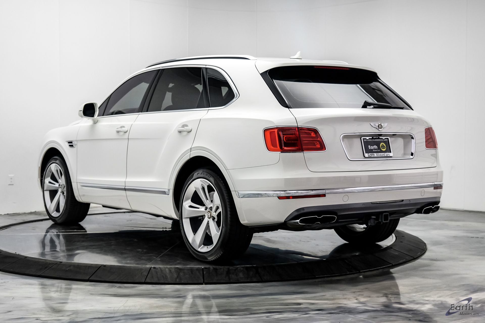 Used 2019 Bentley Bentayga image 10