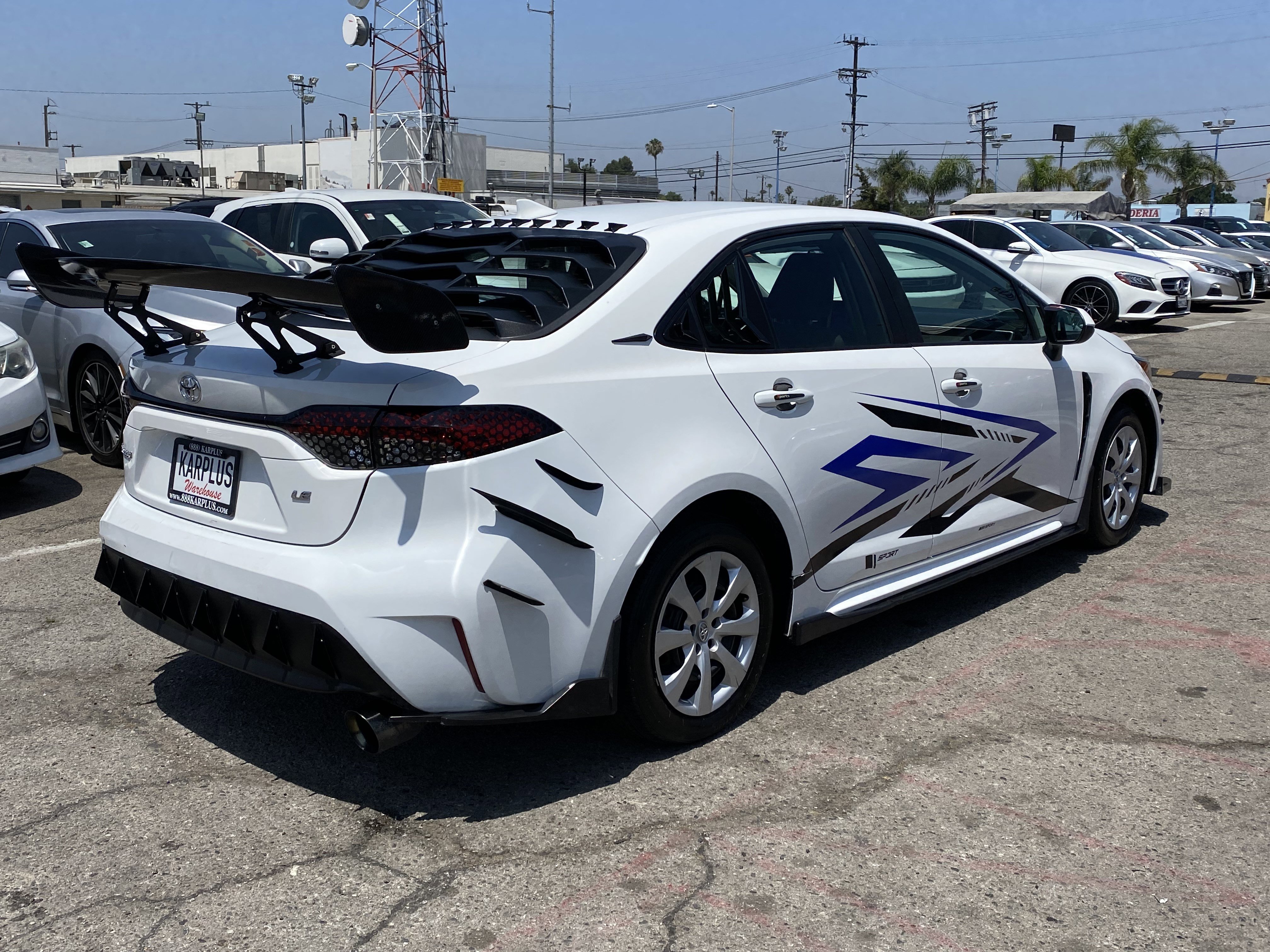 Used 2024 Toyota Corolla LE image 6