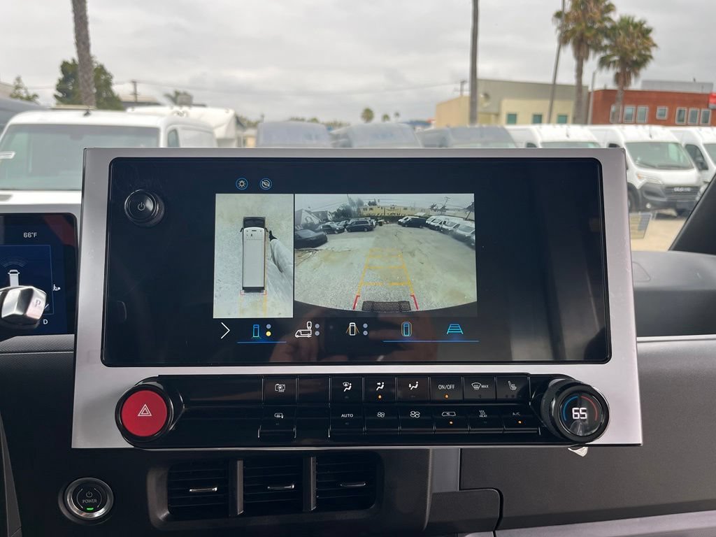 Used 2024 Chevrolet Brightdrop 600 w/ Commercial Equipment Package AWD/4WD image 28