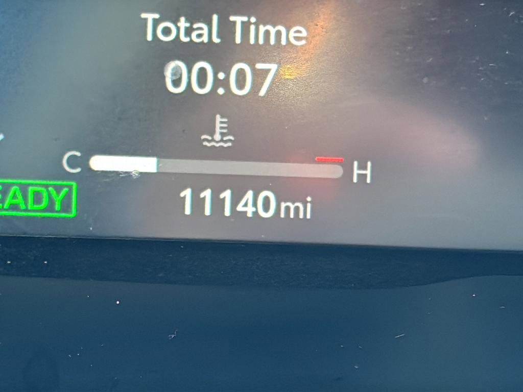 Used 2025 Toyota RAV4 Limited image 30