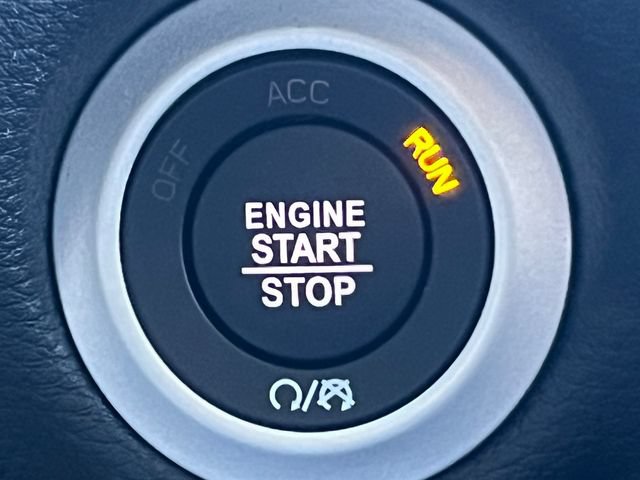 New 2026 Chrysler Pacifica Select AWD/4WD image 30