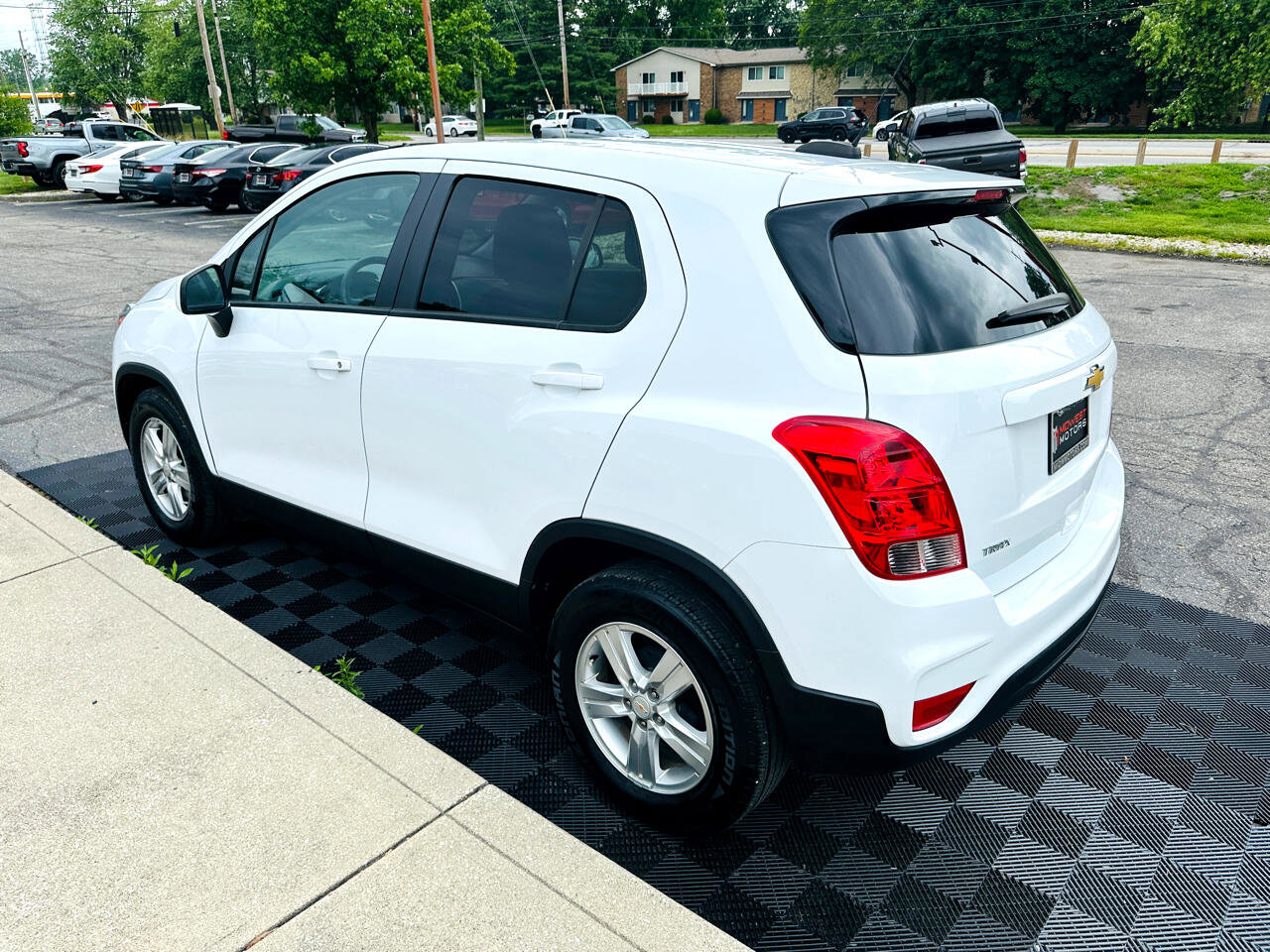 Used 2022 Chevrolet Trax LS w/ Tint and Cruise Package image 3