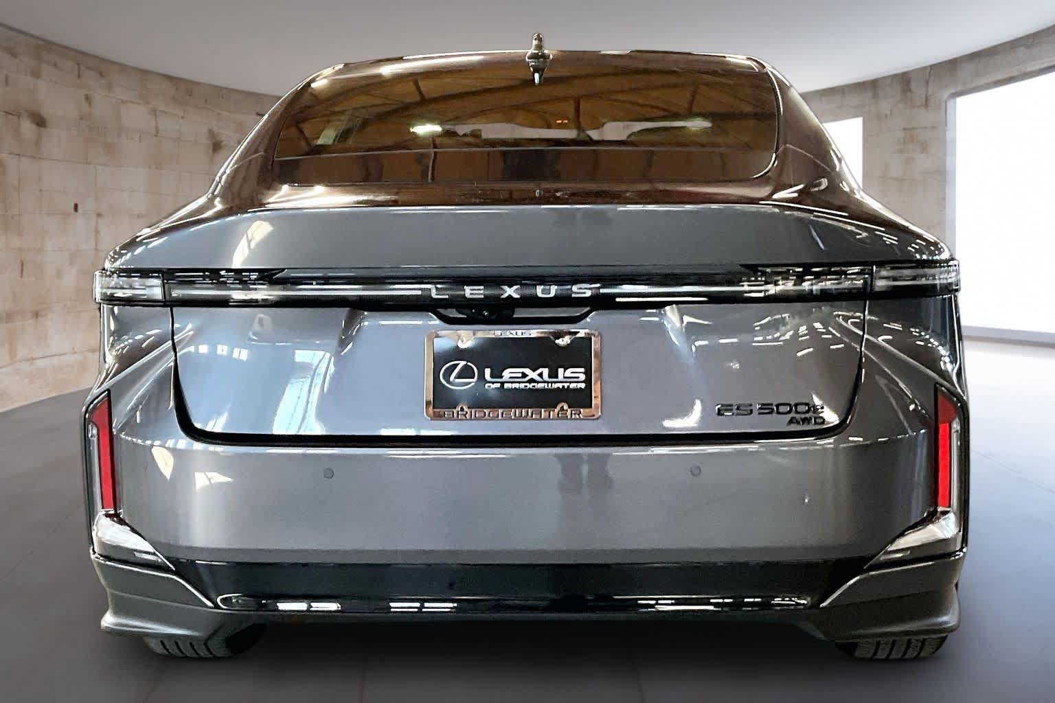 New 2026 Lexus ES 500e w/ Convenience Package AWD/4WD image 4