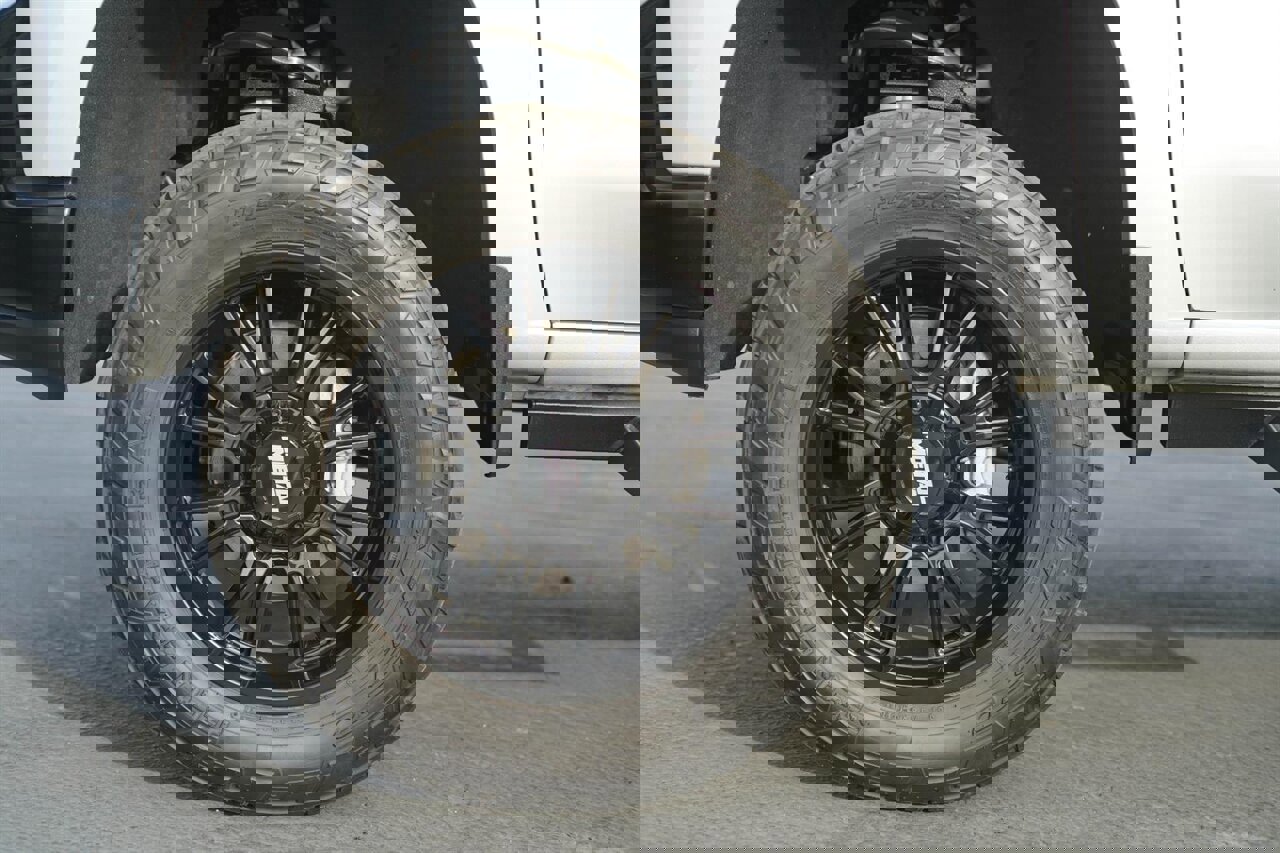 Used 2021 Chevrolet Silverado 1500 LT Trail Boss w/ Convenience Package II image 15