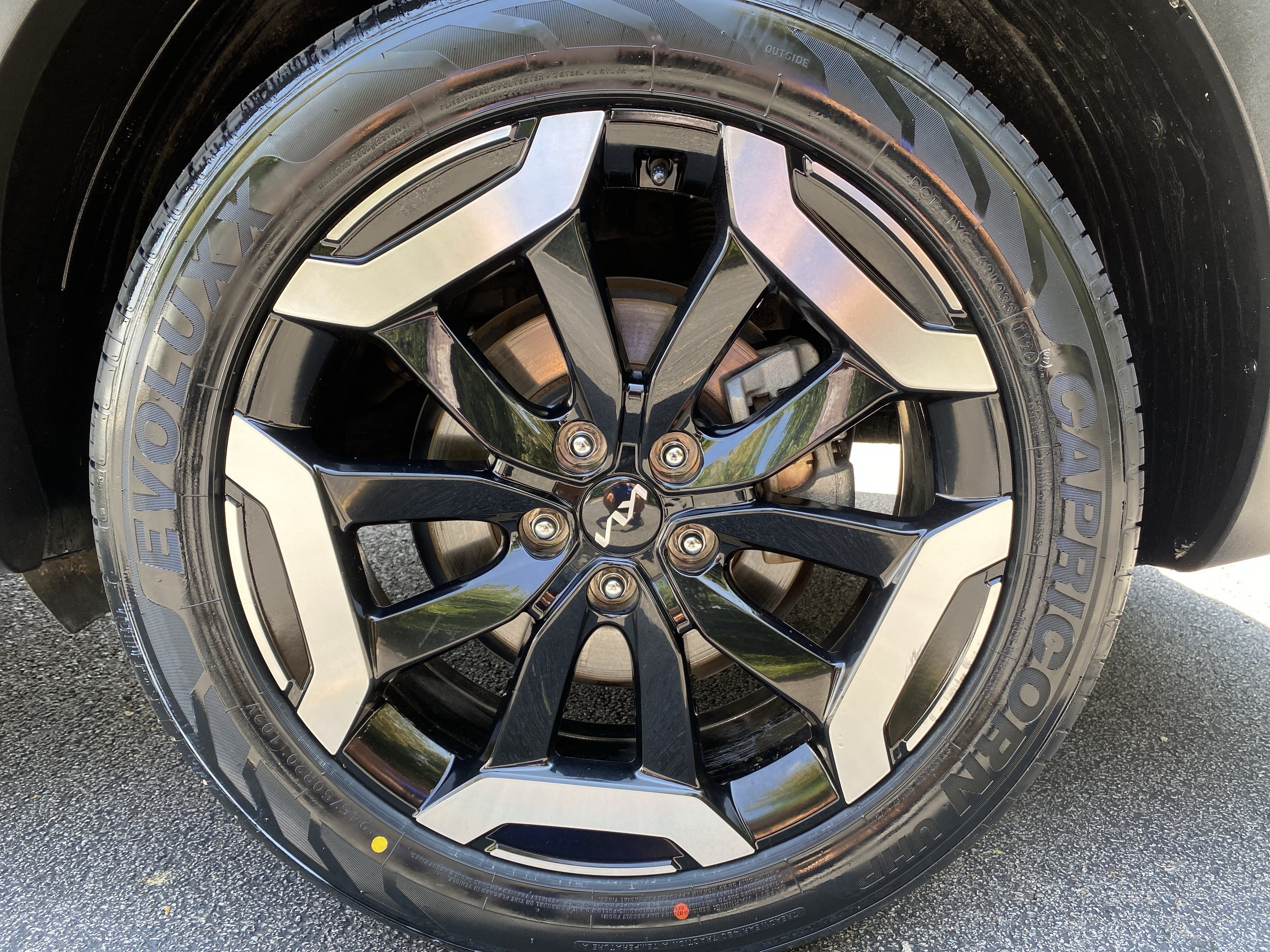 Used 2024 Kia Telluride EX w/ EX Captain's Chair Package FWD image 40