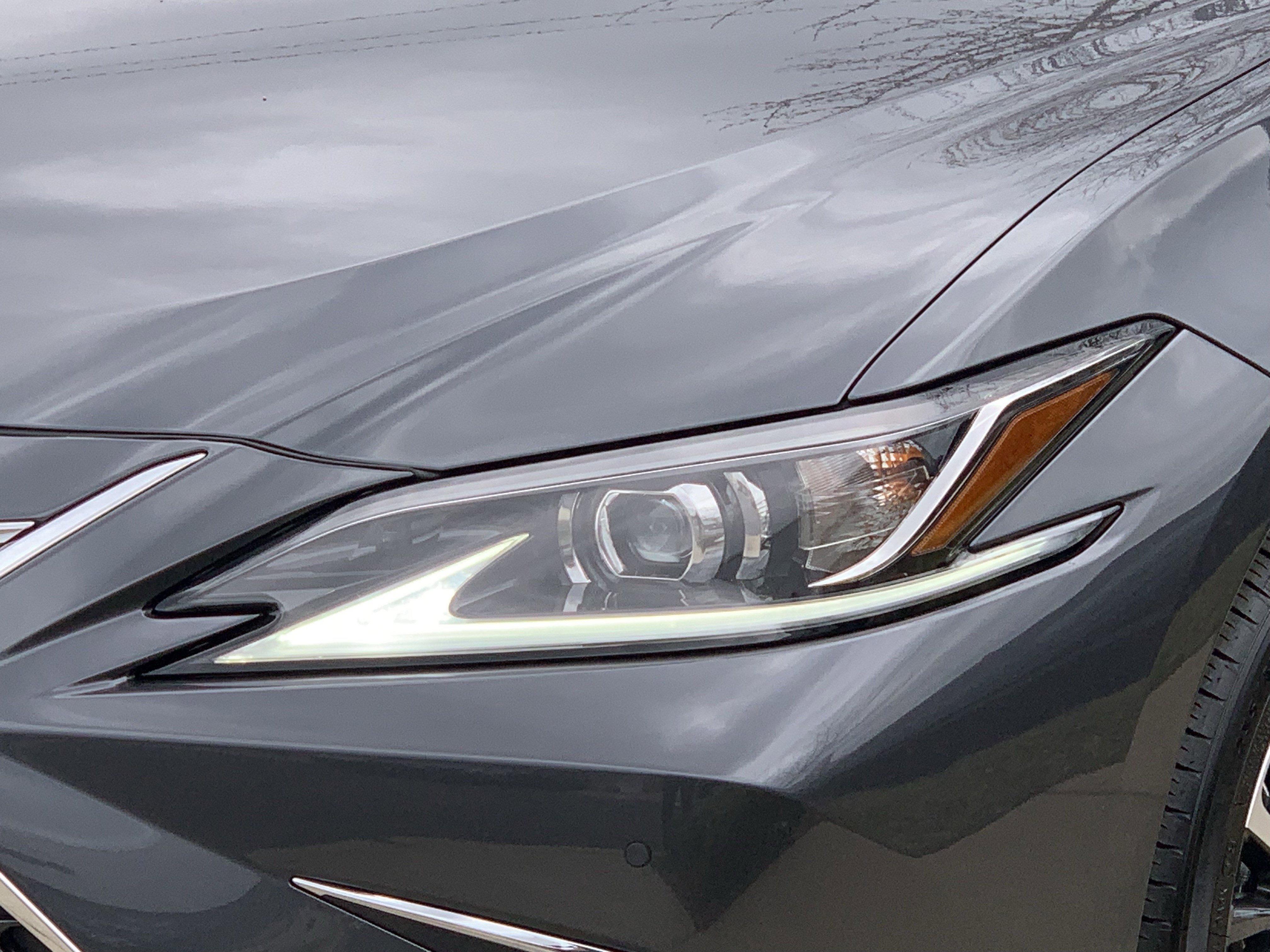 Certified 2025 Lexus ES 350 w/ Premium Package image 6