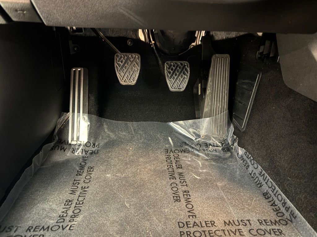 Certified 2024 Nissan Z Sport w/ Floor Mat Package image 35