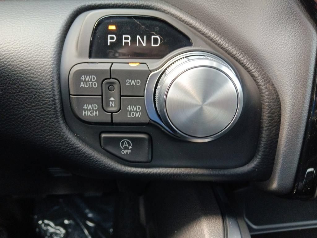 New 2027 RAM 1500 Laramie w/ Night Edition AWD/4WD image 32