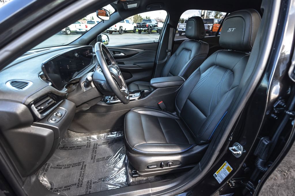 Used 2024 Buick Envista Sport Touring w/ Convenience I Package image 18