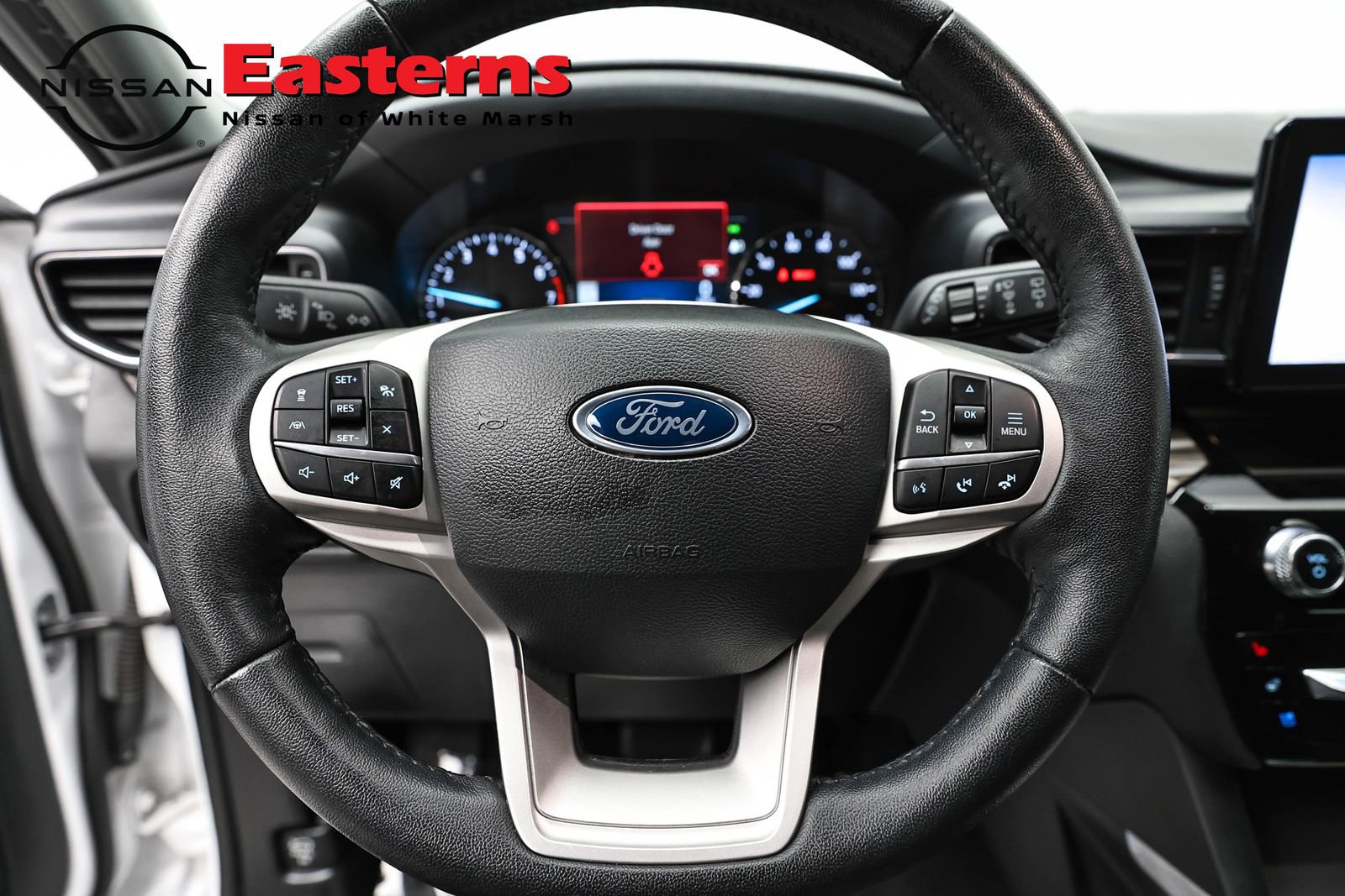 Used 2024 Ford Explorer Limited image 10