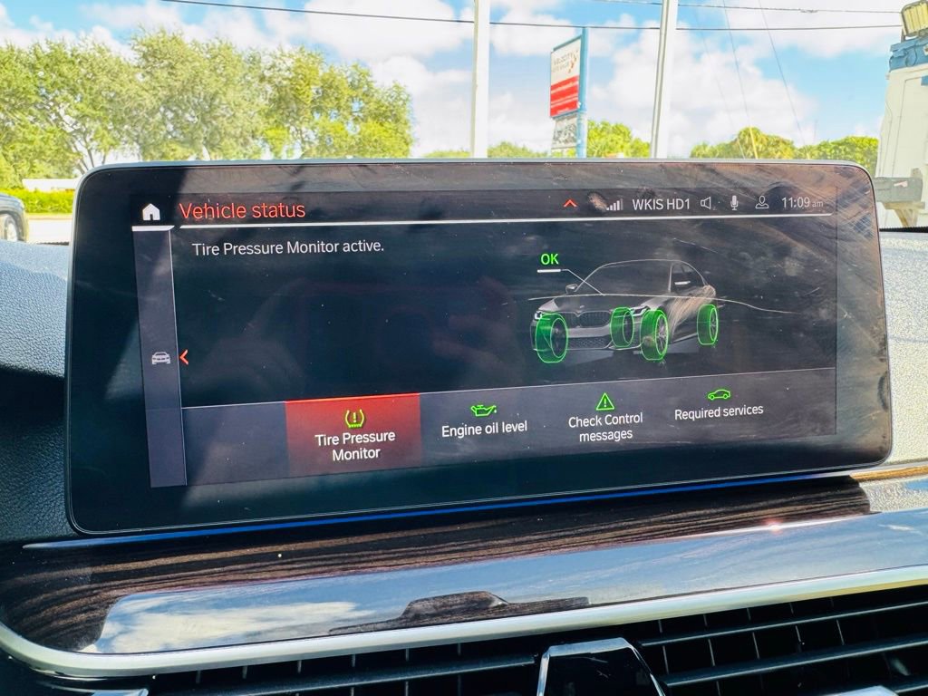 Used 2021 BMW 530i w/ M Sport Package image 31