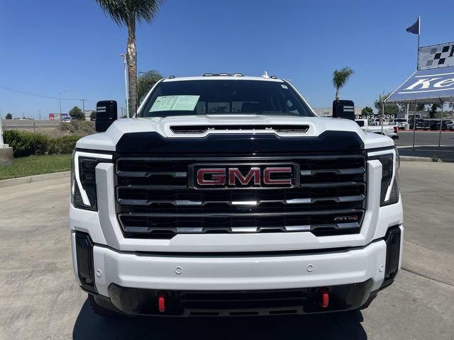 Used 2025 GMC Sierra 2500 AT4 w/ AT4 Premium Plus Package AWD/4WD image 3