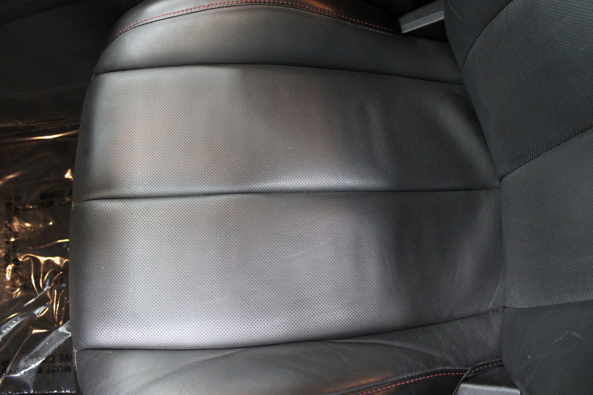 Used 2016 Chevrolet Equinox LTZ w/ Enhanced Convenience Package image 16