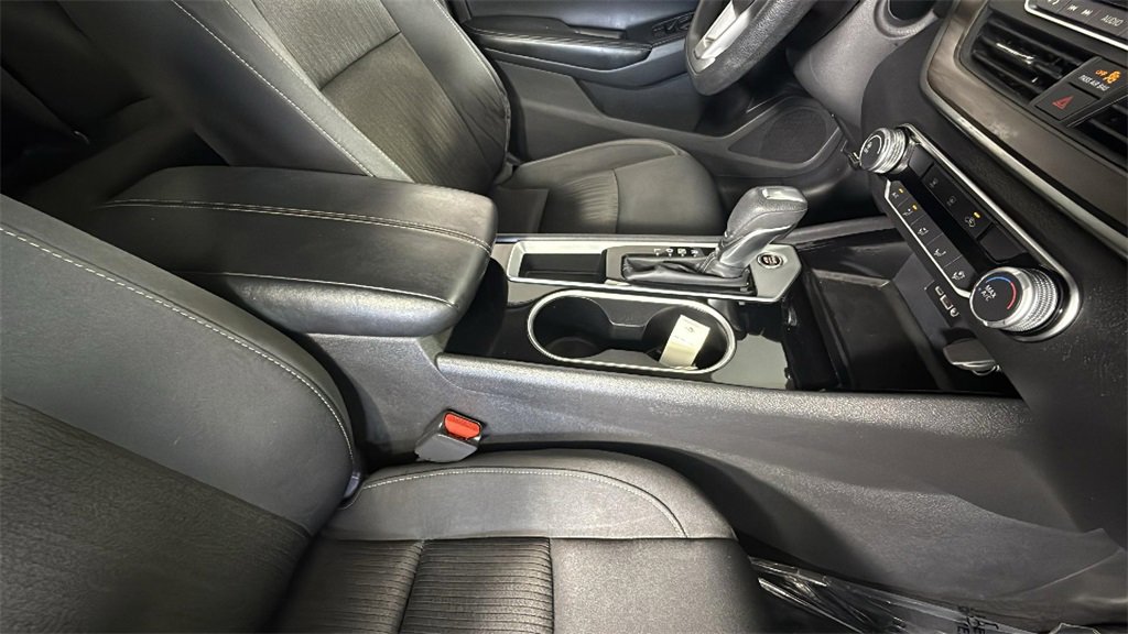 Used 2024 Nissan Altima 2.5 SV image 33