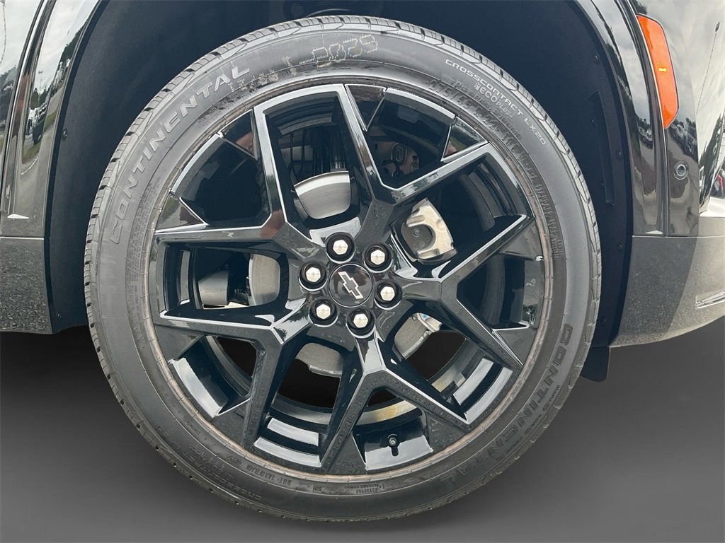 New 2026 Chevrolet Traverse RS w/ LPO, Floor Liner Package image 16