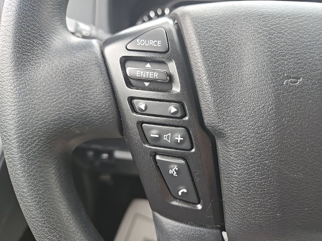 Used 2023 Nissan Frontier SV w/ Midnight Edition Package image 15