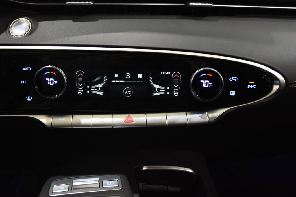 Used 2025 Genesis GV70 2.5T image 15
