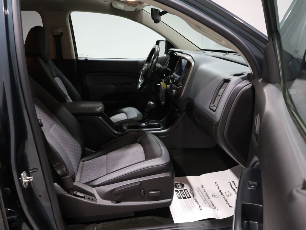Used 2017 Chevrolet Colorado Z71 image 21