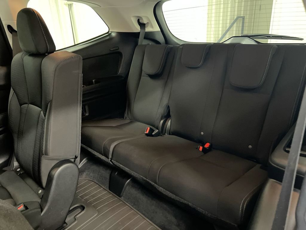 Used 2023 Subaru Ascent Premium image 23
