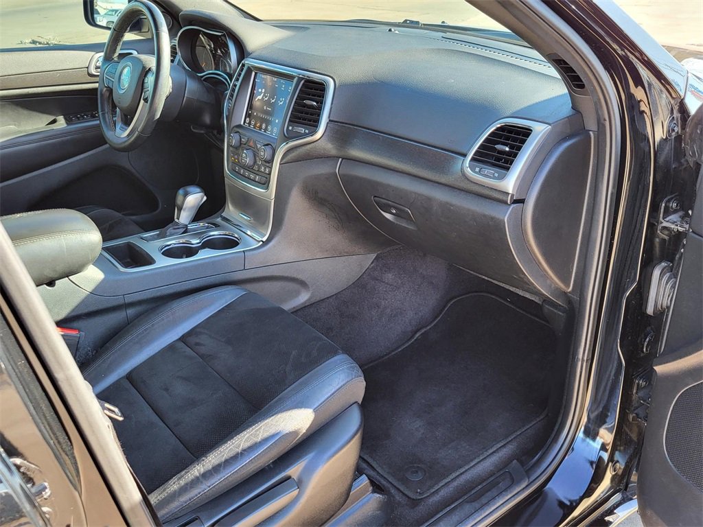 Used 2018 Jeep Grand Cherokee Altitude image 9