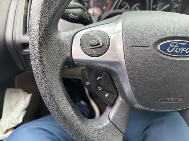 Used 2014 Ford Focus SE w/ SE Winter Package FWD image 10