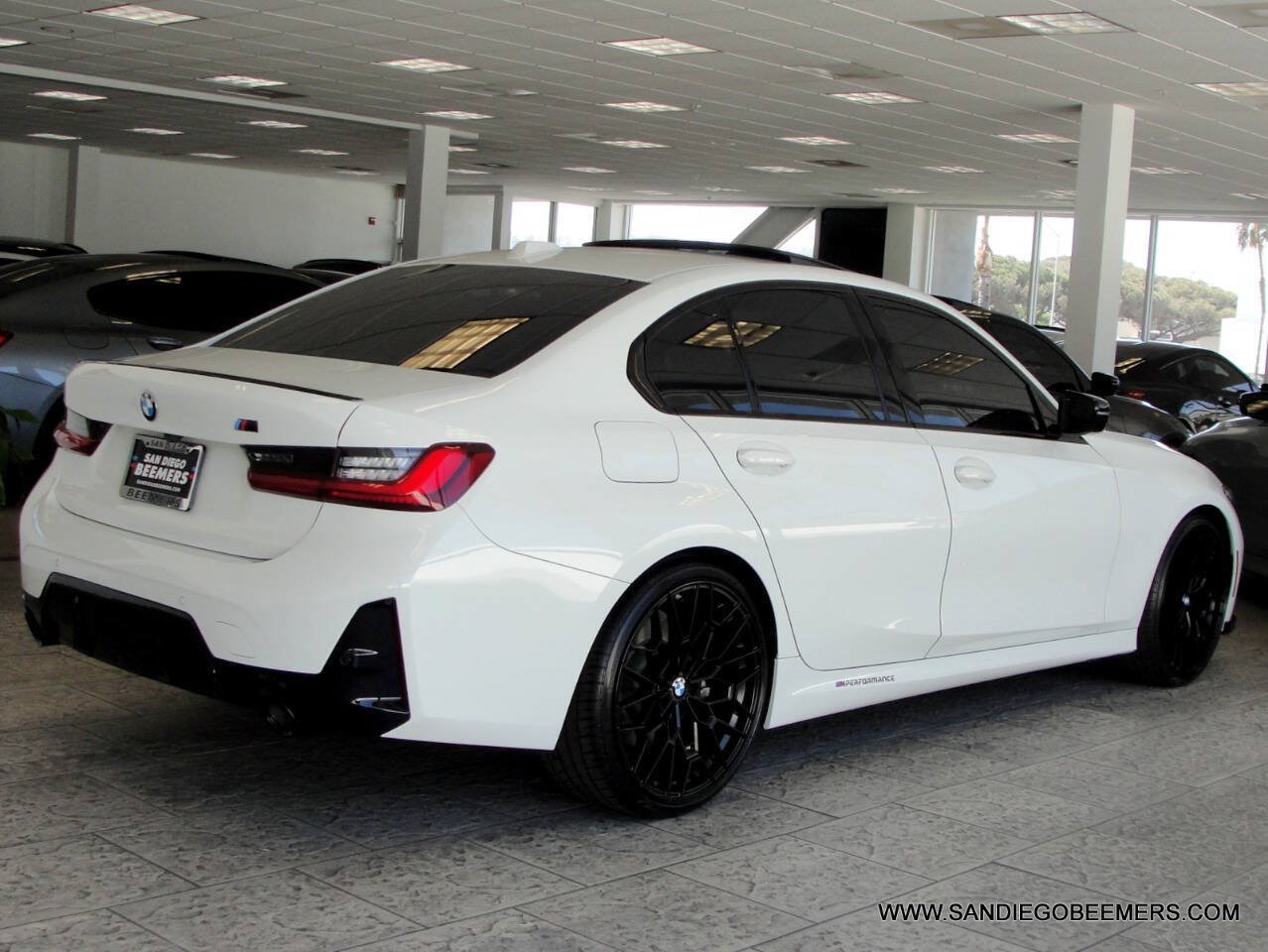 Used 2023 BMW 330i Sedan w/ M Sport Package RWD image 59