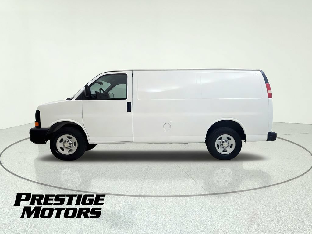 Used 2008 Chevrolet Express 1500 RWD image 4