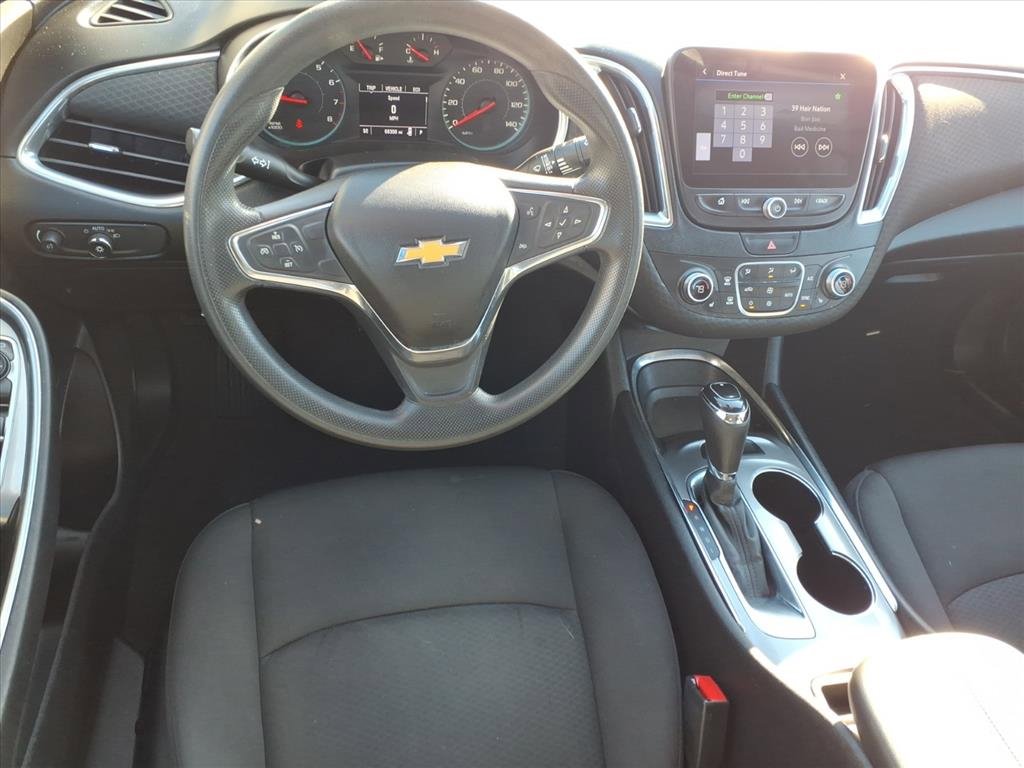 Used 2019 Chevrolet Malibu LT image 9