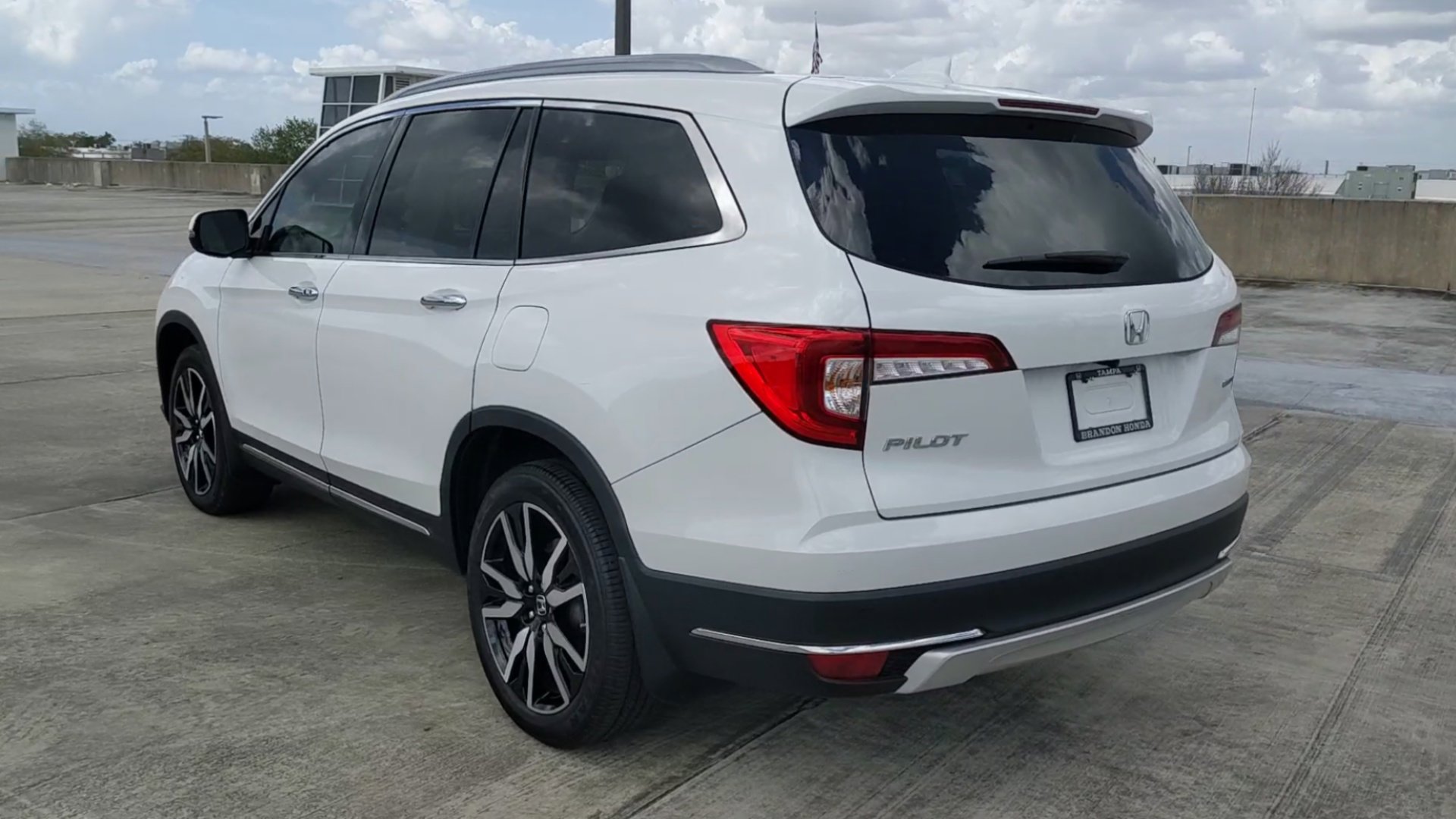Used 2020 Honda Pilot Touring image 18