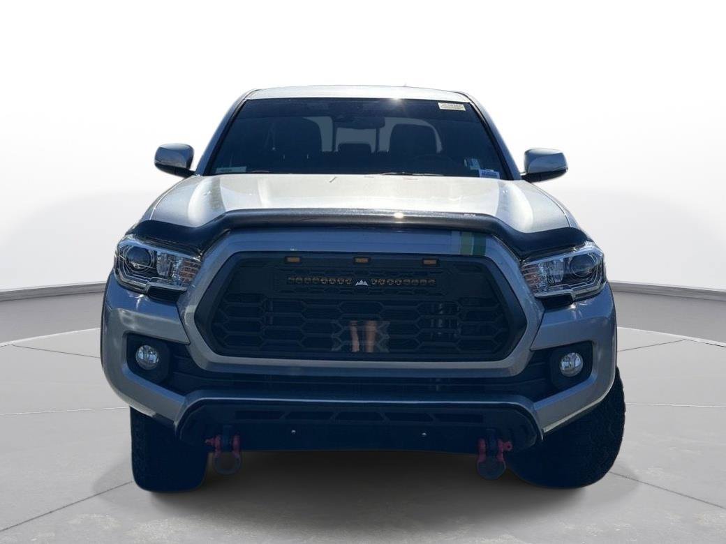 Certified 2023 Toyota Tacoma TRD Off-Road AWD/4WD image 3