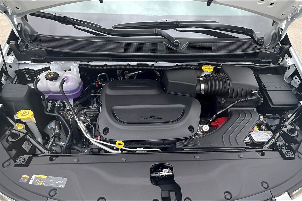 New 2026 Chrysler Pacifica Select FWD image 25