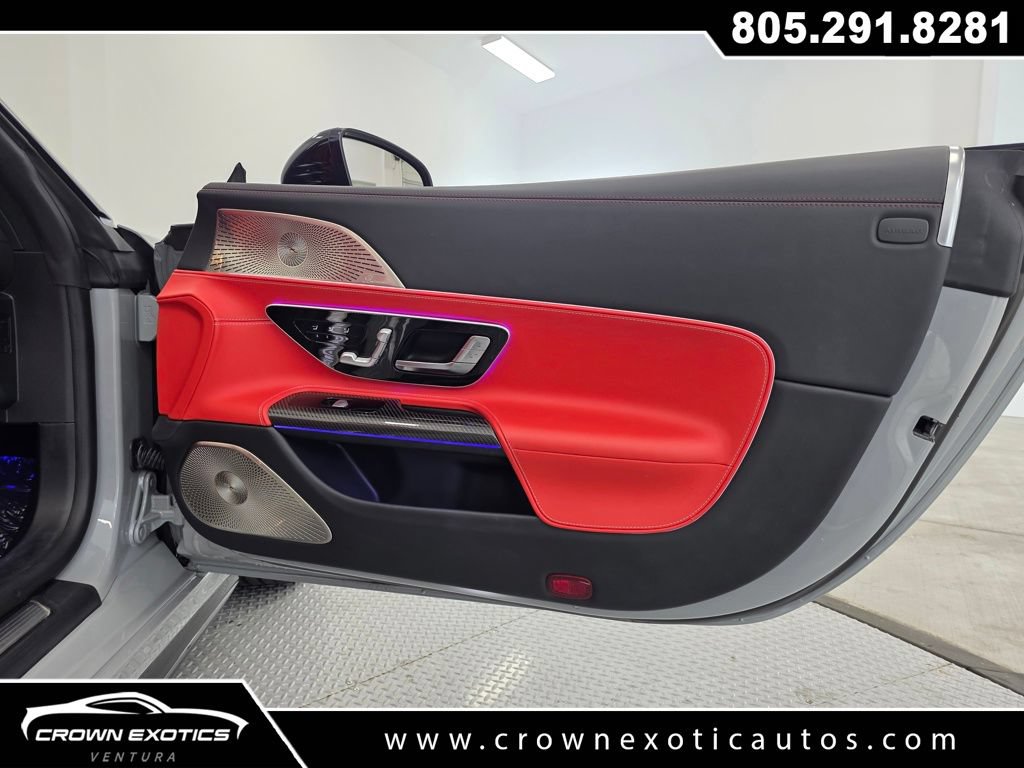 Used 2022 Mercedes-Benz SL 63 AMG 4MATIC image 34