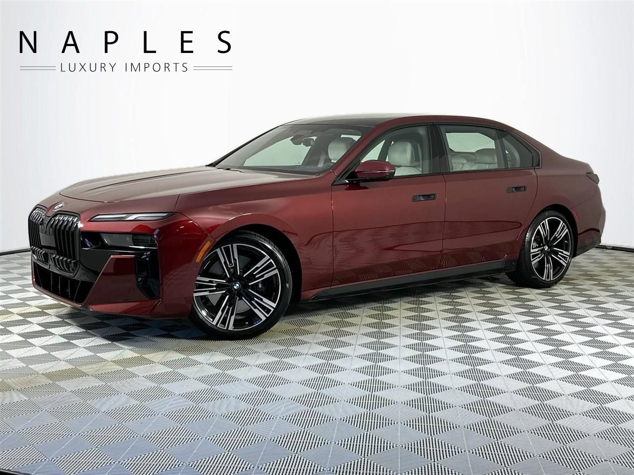 Used 2023 BMW 740i RWD image 1