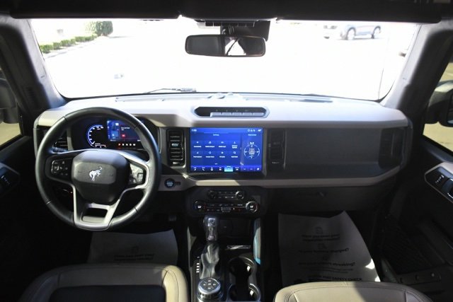 Used 2024 Ford Bronco Wildtrak image 10