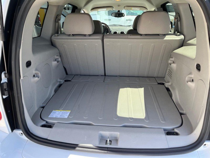 Used 2011 Chevrolet HHR LS FWD image 12