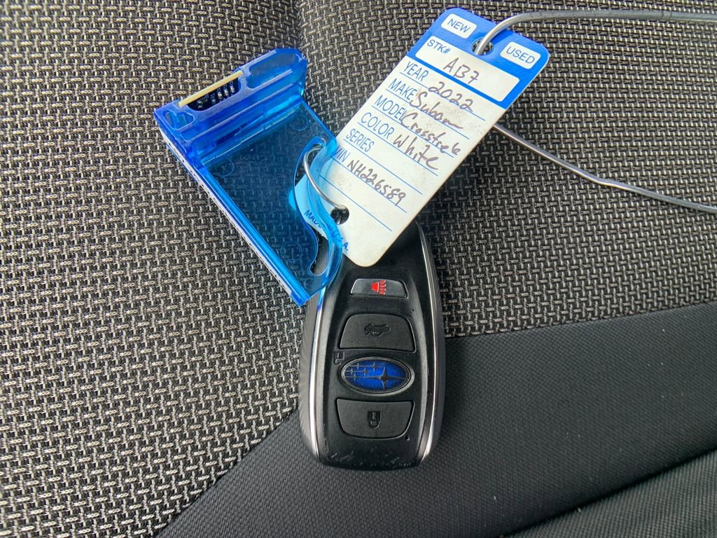 Used 2022 Subaru Crosstrek 2.0i Premium w/ Moonroof Package image 25