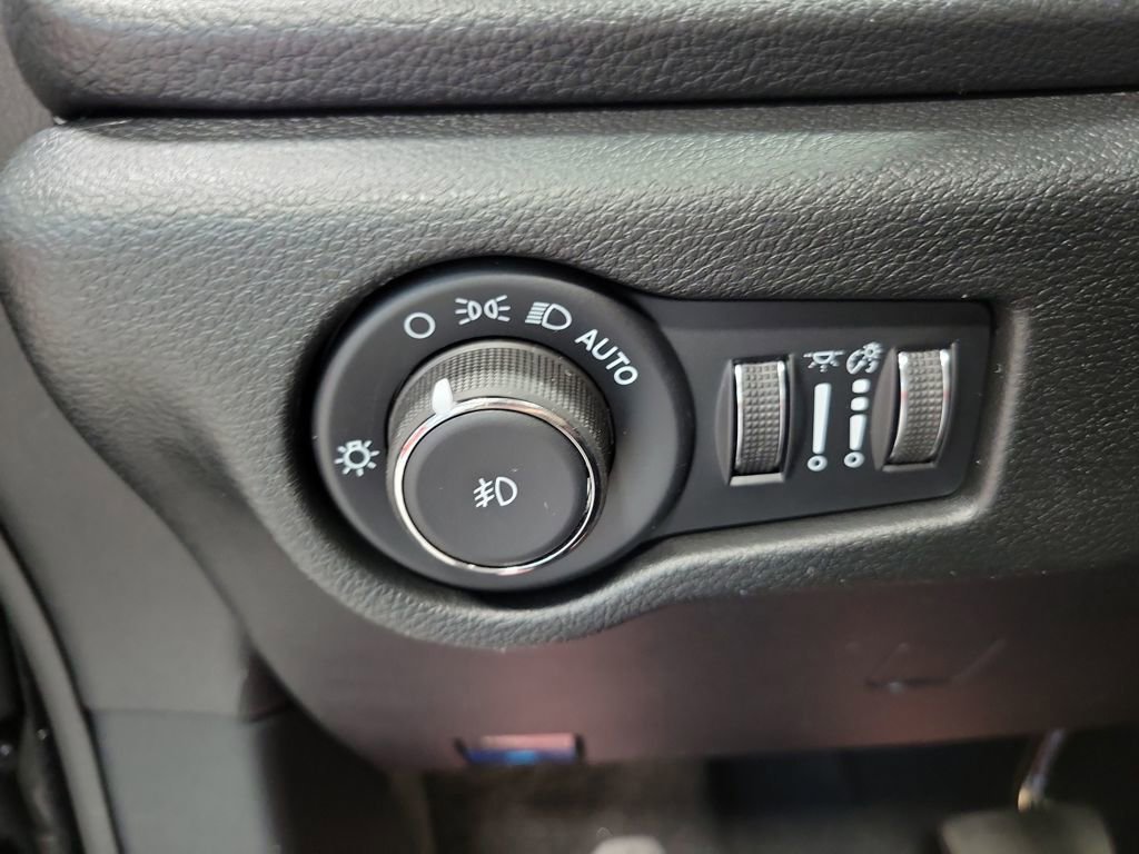 New 2026 Chrysler Pacifica Limited w/ S Appearance Package image 24