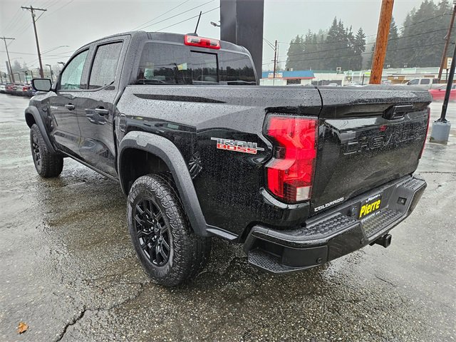Used 2023 Chevrolet Colorado Trail Boss image 6
