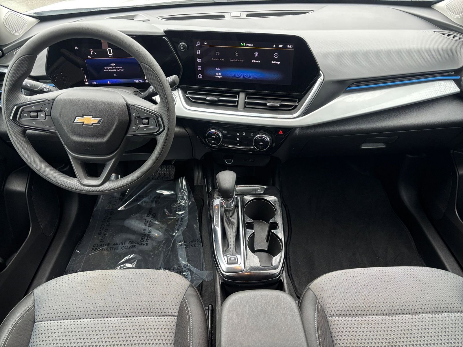 Used 2025 Chevrolet Trax LT image 29