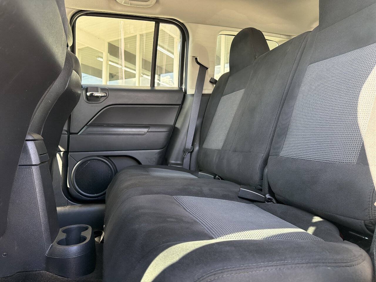 Used 2016 Jeep Patriot Sport w/ Power Value Group AWD/4WD image 26