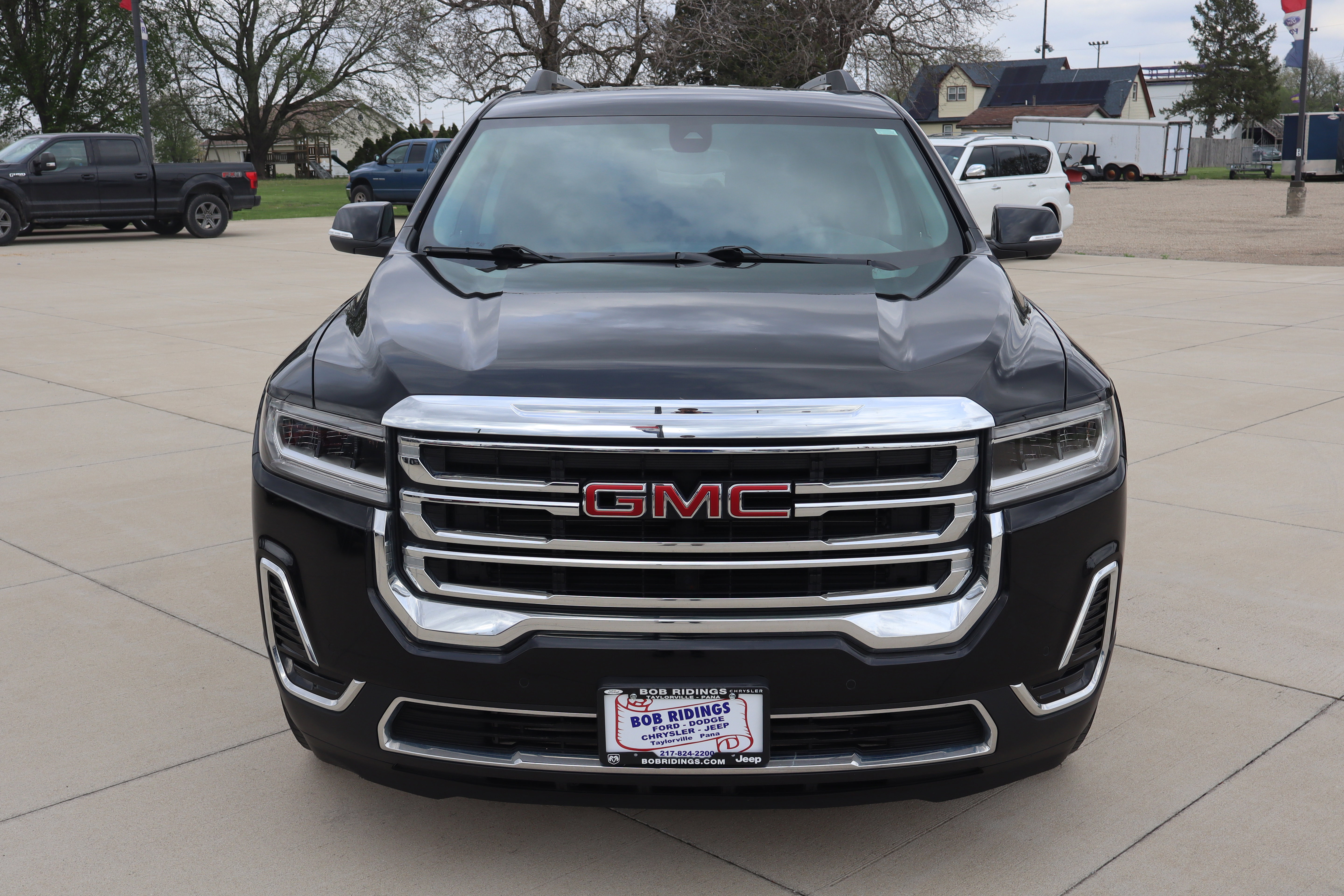 Used 2023 GMC Acadia SLE w/ Driver Convenience Package AWD/4WD image 3