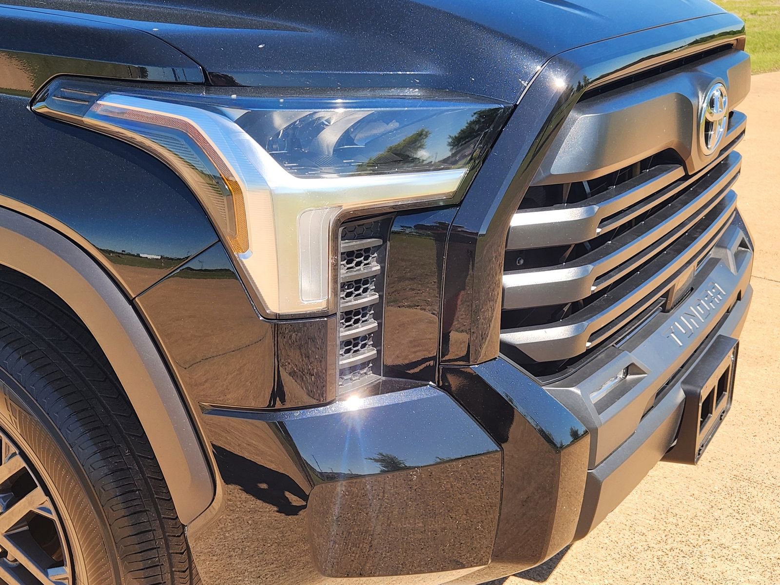Used 2024 Toyota Tundra SR5 w/ SX Package image 12