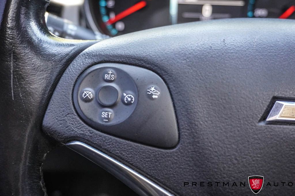 Used 2015 Chevrolet Impala LT FWD image 25