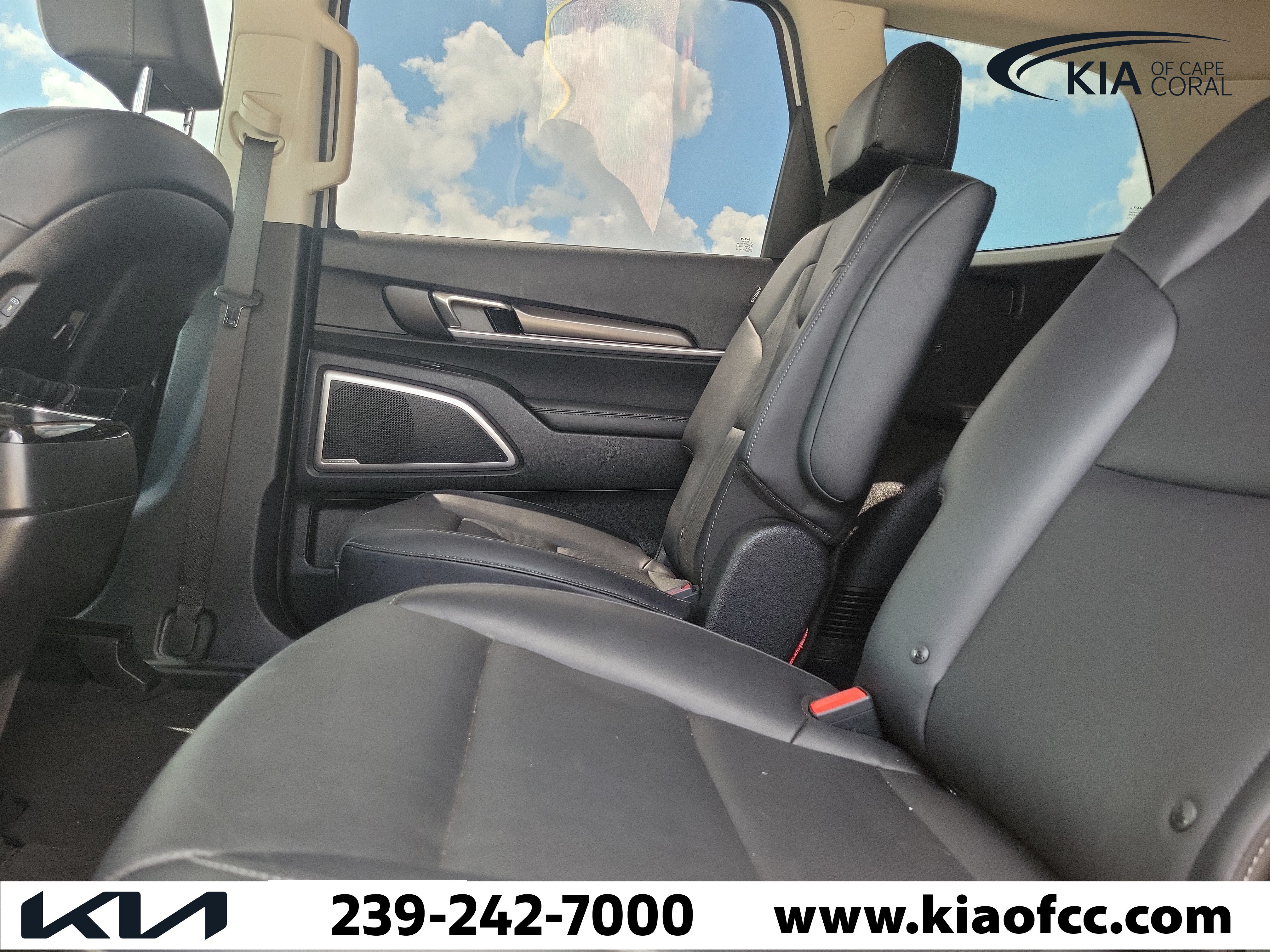Certified 2024 Kia Telluride S w/ S Sunroof Package FWD image 14