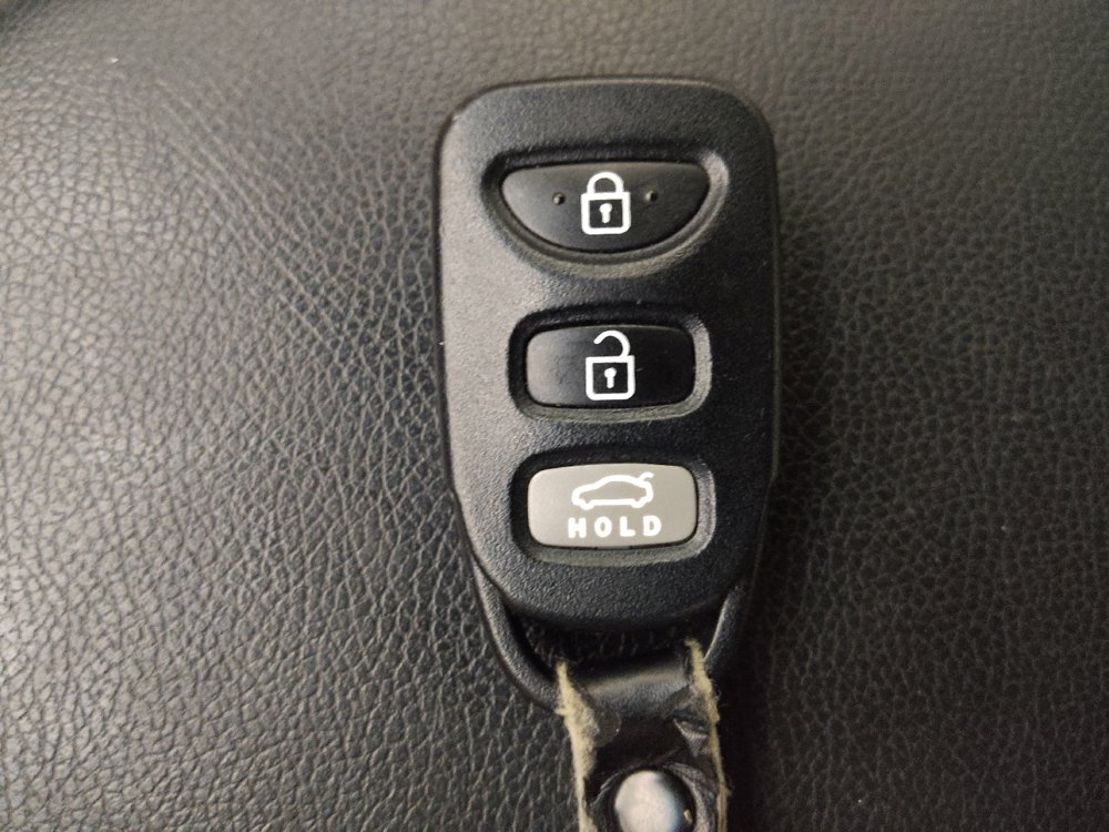 Used 2016 Hyundai Elantra SE FWD image 32