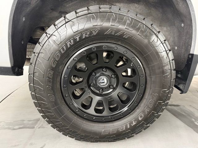 Used 2021 Chevrolet Silverado 1500 RST image 11