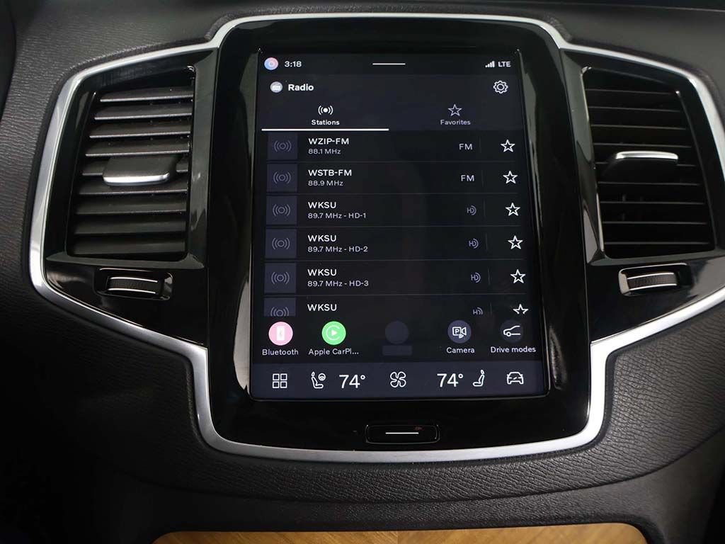 Used 2025 Volvo XC90 B5 Plus AWD/4WD image 52