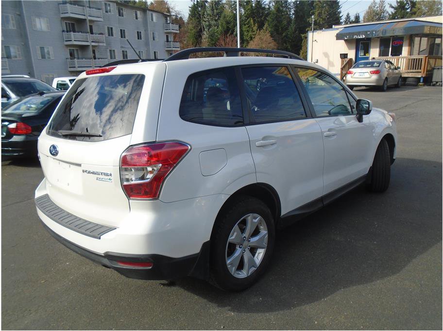 Used 2015 Subaru Forester 2.5i Premium w/ All-Weather Package image 6